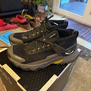 Salewa Pedroc 2 Hiking Mid Boot, Men's US 10.5, Lightly Used